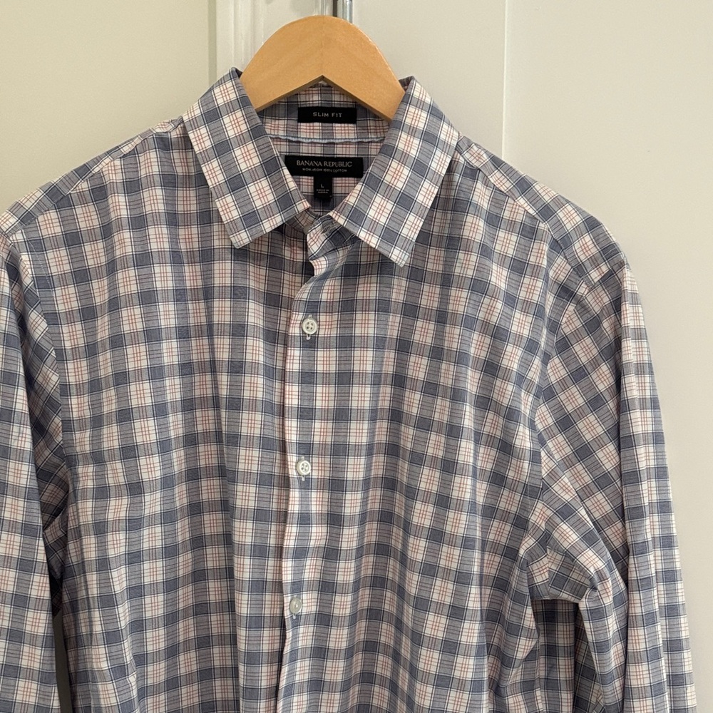Banana Republic Men's Blue and White Plaid Shirt